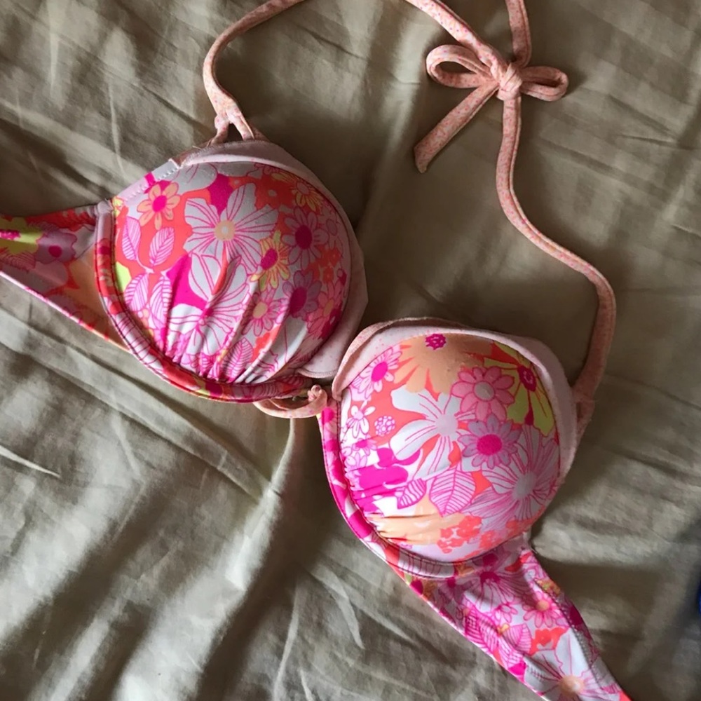 Bikini top